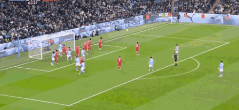 加拿大28开奖结果-瓜帅跌倒塔帅吃饱！哈兰德梦游0射正，曼城2-2森林冠军渐行渐远