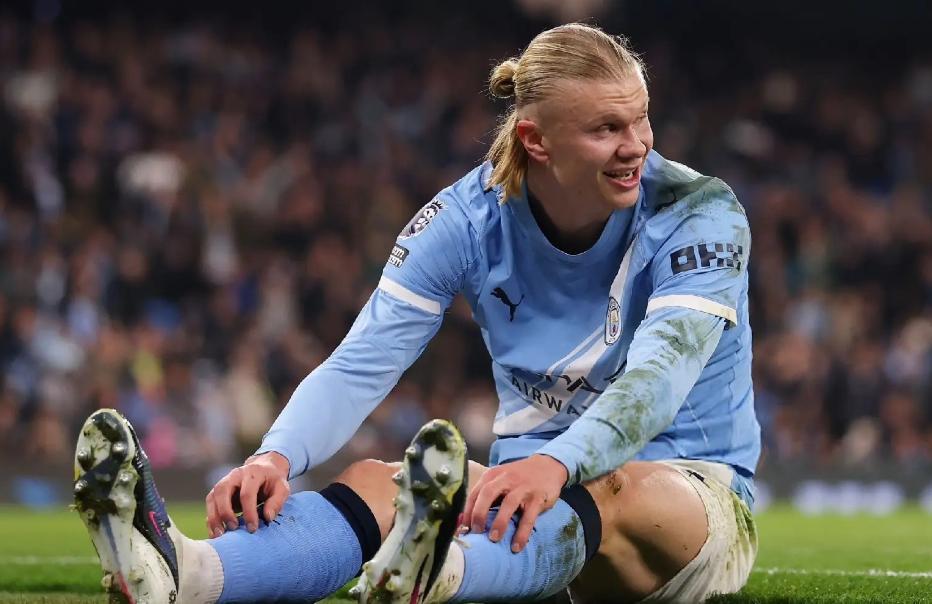 加拿大28开奖结果-瓜帅跌倒塔帅吃饱！哈兰德梦游0射正，曼城2-2森林冠军渐行渐远