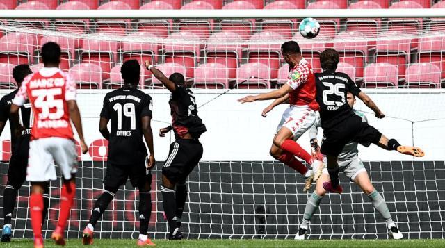 1619335974452015604.jpg 加拿大28开奖结果-演砸夺冠大戏不要紧,莱万进球与弗利克去留更重要